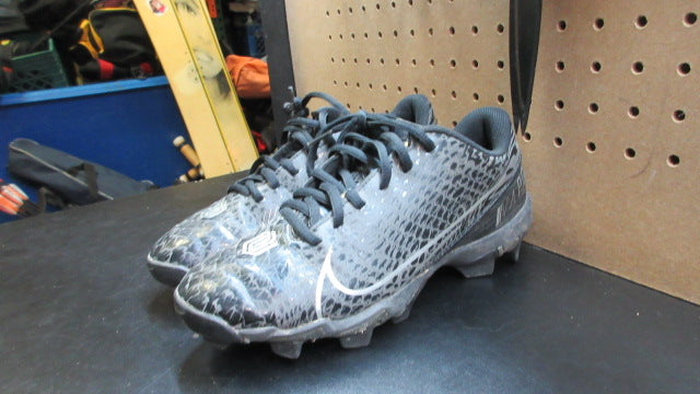 Load image into Gallery viewer, Used Nike Vapor Edge Shark Football Cleats - Size Youth 5.5
