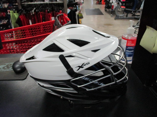 Load image into Gallery viewer, Used Cascade XRS Lacrosse Helmet W/ Chin Strap
