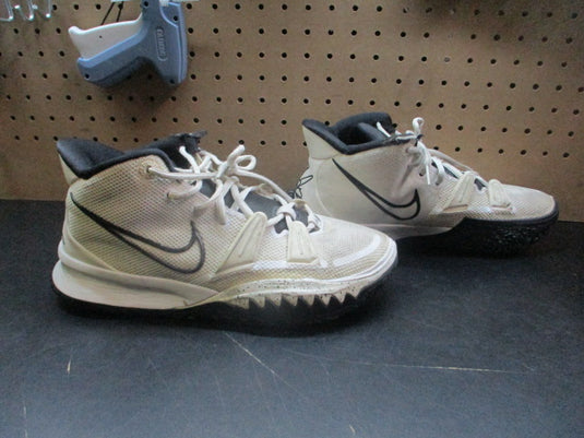 Used Nike Kyrie 7 TB White Basketball Shoes - Size 9
