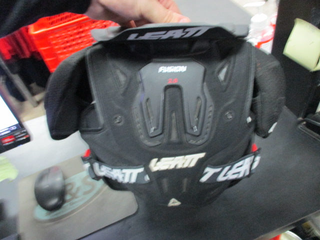 Load image into Gallery viewer, Used Leatt Fusion 2.0 Junior Chest Protector Size S/M
