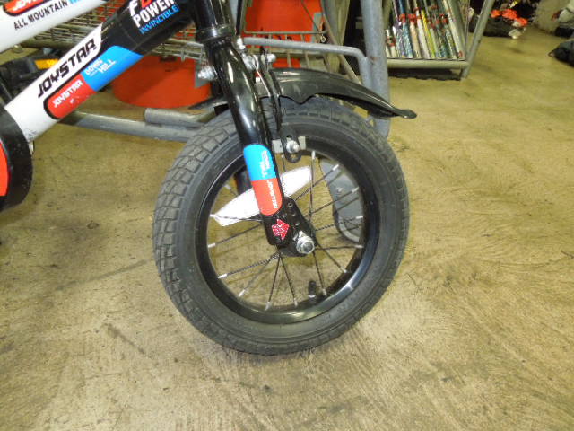 Load image into Gallery viewer, Used JOYSTAR New Berry 12" Kids Bike
