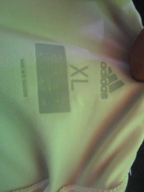 Load image into Gallery viewer, Used Adidas White Aeroready SLIDING SHORTS Size Xl
