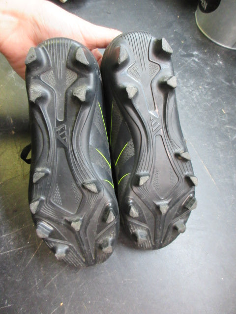 Used Adidas Predator Soccer Cleats - Size 1