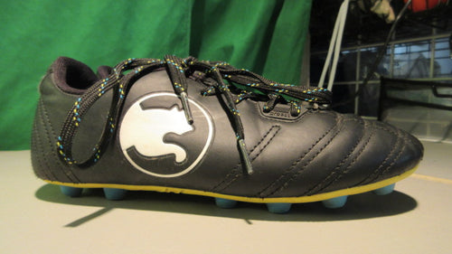 Used Puma Youth Procat Speed Force FG 4Y Soccer Cleats