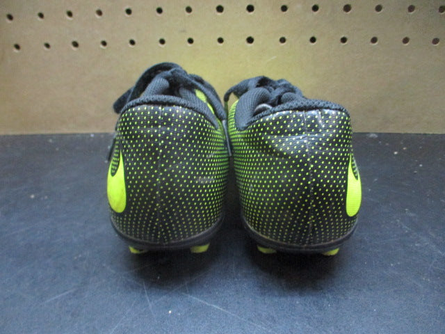 Load image into Gallery viewer, Used Nike Bravata II Soccer Cleats - Size Youth 11
