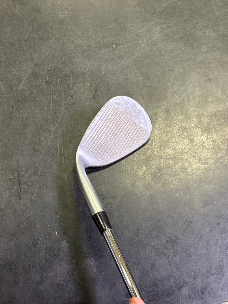 Load image into Gallery viewer, Used PING Glide 2.0 ES Black Dot 58/08º Right Hand Lob Wedge
