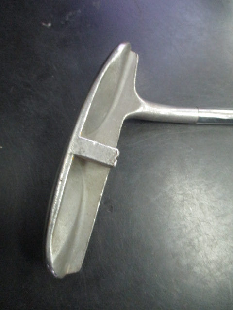 Load image into Gallery viewer, Used T-Line B By PGA Butterfly Stamp Putter 32&quot;
