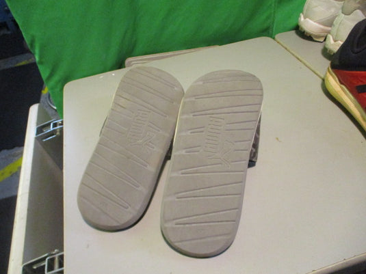 Used Puma Slide On Sandals Size 8