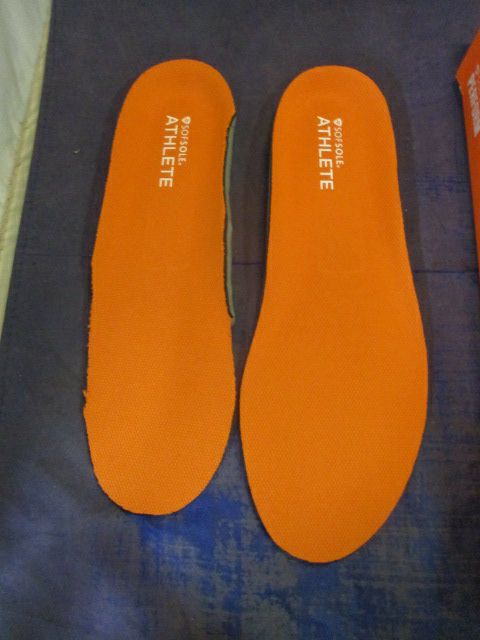 Used Sofsole Perform Athlete Men's Insoles Adult Size 9-10.5 - one insole cut