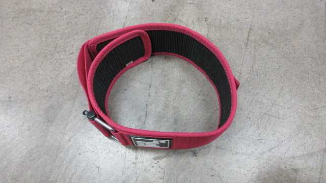 Load image into Gallery viewer, Used Element 26 Self Locking Lifting Belt Size XS
