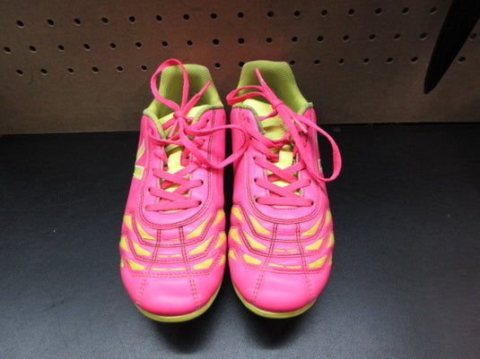 Used Victor Sierra Kids Cattura MD Soccer Cleats - Size 5.5