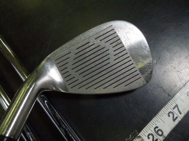 Load image into Gallery viewer, Used Top Flite XL Tri Matrix RH 7 pc. Jr Golf Set 3w 5h 6-9i Wedge
