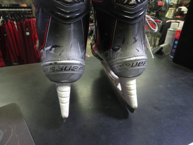 Load image into Gallery viewer, Used Bauer Vapor 3X Hockey Skates Size 7.5 Fit 1
