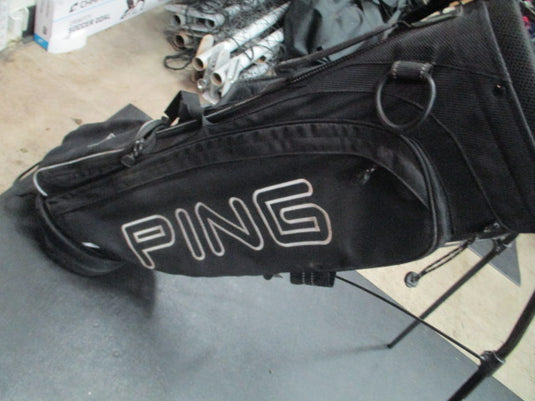 Used Ping Hoofer Lite Golf Stand Bag