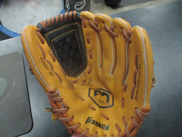 Load image into Gallery viewer, Used Franklin FieldMaster 10" Baseball Glove
