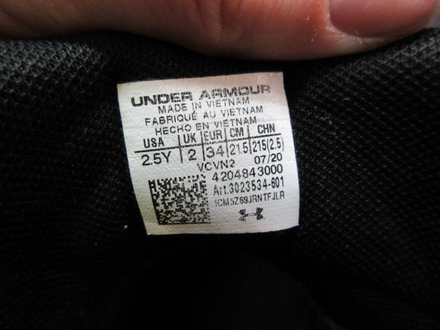 Load image into Gallery viewer, Used Under Armour Lockdown 5 Basketball Shoes - Size Youth 2.5
