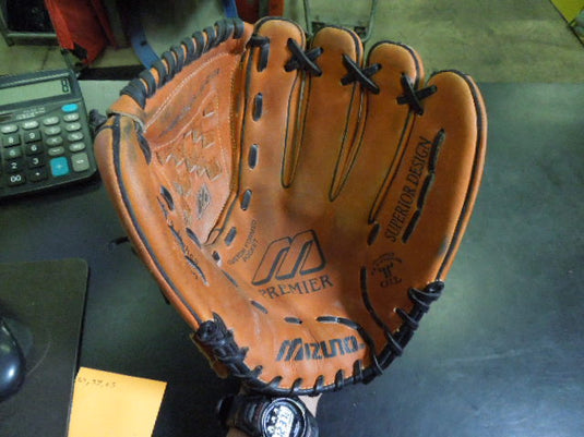 Used Mizuno Premier MPM1250 12.5" RHT Leather Outfielders Glove