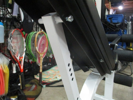 Used Paraody Commercial Incline/Decline Bench w/ Leg Extension