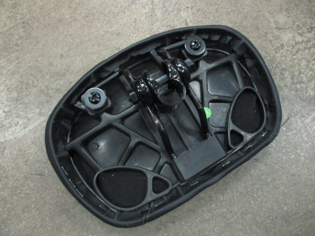 Load image into Gallery viewer, Used Schwinn Comfort Bike Seat
