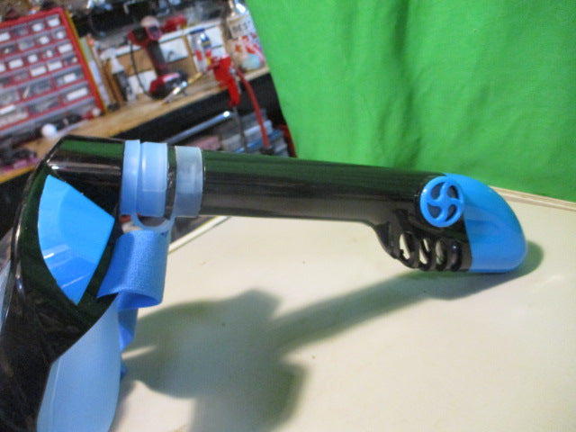 Load image into Gallery viewer, Used Blue Full Face Swim Snorkel - S/M
