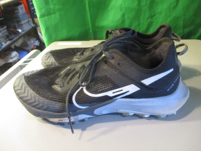 Load image into Gallery viewer, Used Nike Terra Kiger Trail Running Shoes Size 7
