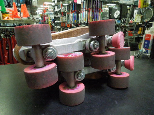 Used Chicago Skates Classic Rink Ladies Roller Blades Size 8