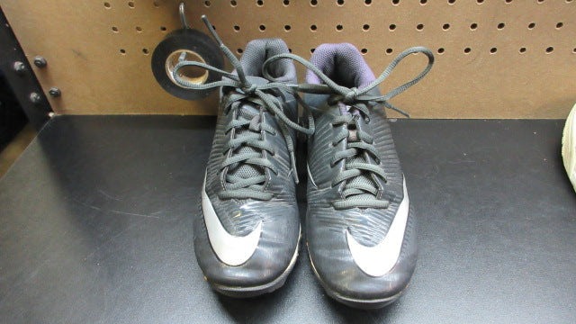 Load image into Gallery viewer, Used Nike Vapor Shark Football Cleats - Size Youth 4
