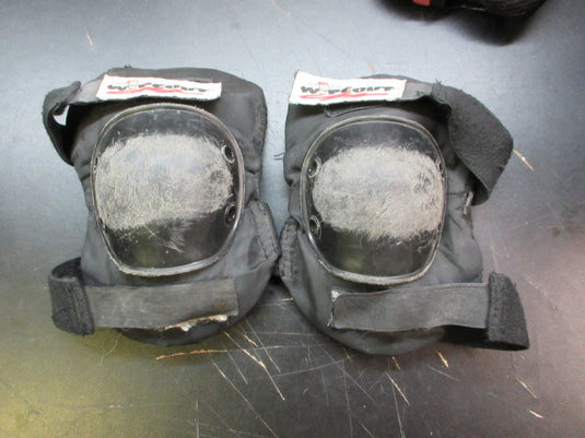 Used Wipe Out Skating Knee Pads - Youth