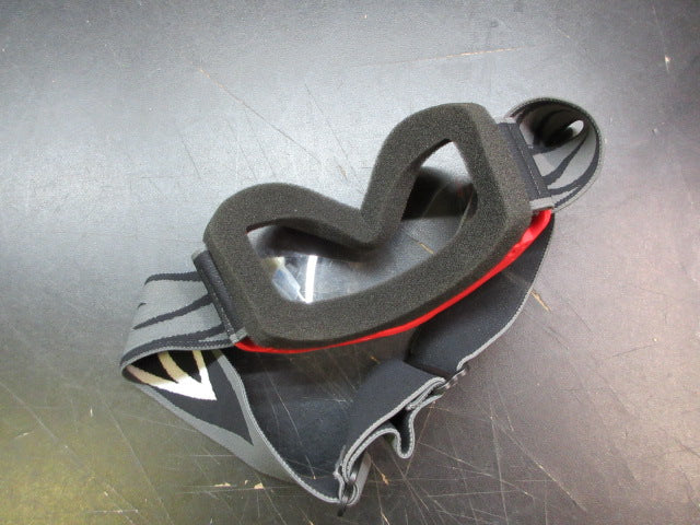 Load image into Gallery viewer, Used Smith Motorcross Goggles
