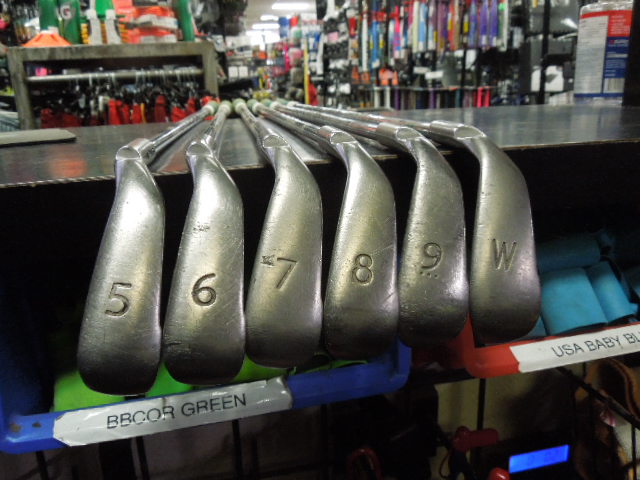 Load image into Gallery viewer, Used Ping G20 Green Dot 6pc Set 5-9 Iron and Wedge RH
