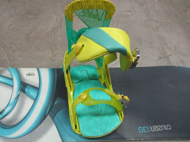 Load image into Gallery viewer, Used Burton Curzer 139cm w/ Salomon Vendetta Bindings Size Small
