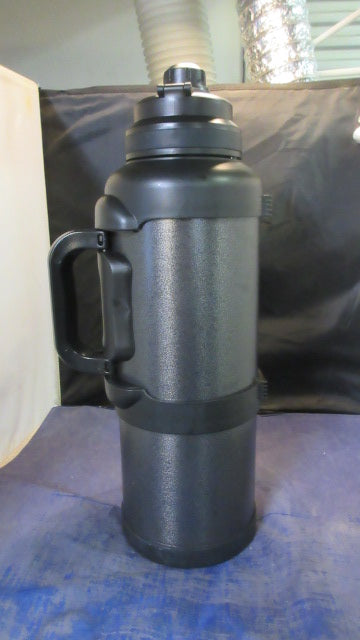 Used Manna 1.05 Gal Water Bottle