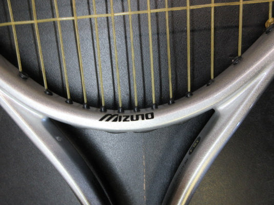 Used Mizuno Pro Light 8.4 Midplus Tennis Racquet - 27"