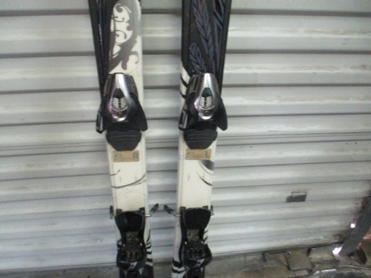 Used K2 Free Luv Downhill Skis 149cm