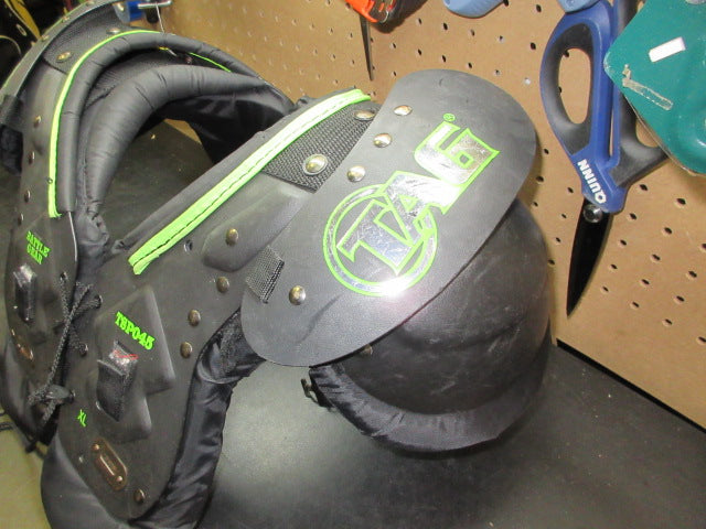 Load image into Gallery viewer, Used TAG Battle Gear II Football Shoulder Pads - Size XL
