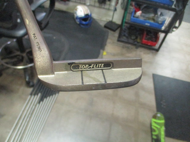 Load image into Gallery viewer, Used Top Flite Micro groove Classic Blade Putter
