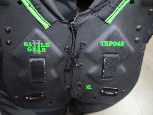 Used TAG Battle Gear TSP045 XL Football Shoulder Pads(NO strap CLIPS)