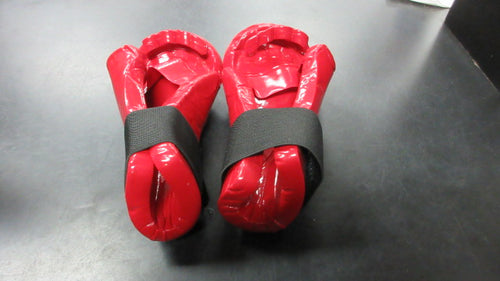 Used Used Champion Youth Small Martial Arts Taekwondo Sparring Gloves