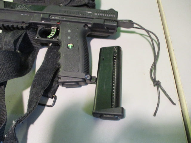 Load image into Gallery viewer, Used Tippmann TipX CO2 Paintball Hand Gun With Holster and 2 Clips
