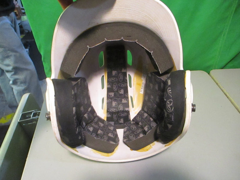 Load image into Gallery viewer, Used Rawlings R16J-R1 Size 6 3/8 - 7 1/8 Batting Helmet
