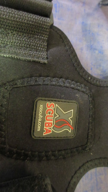 Used XS Scuba Neoprene Knife Sheath