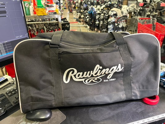 Used Rawlings Duffle Bag