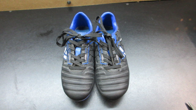 Load image into Gallery viewer, Used Vizari Soccer Cleats - Size Youth 13.5
