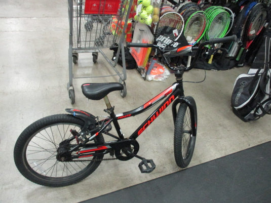 Used Schwinn Fenite Size 20