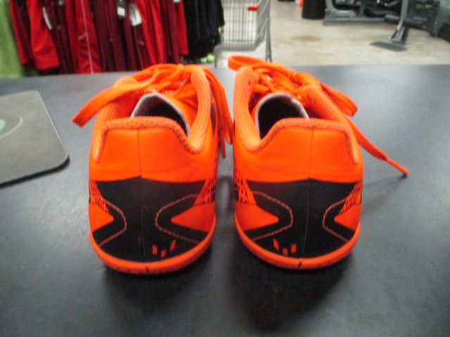 Load image into Gallery viewer, Used Adidas Indoor Soccer Shoes Size 2.5
