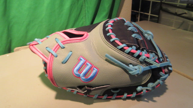 Load image into Gallery viewer, New Wilson A2000 M23 33.5&quot; Catcher&#39;s Mitt / Glove
