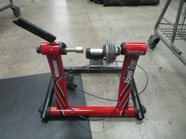 Load image into Gallery viewer, Used Travel Trac Fluid + Bicycle Trainer
