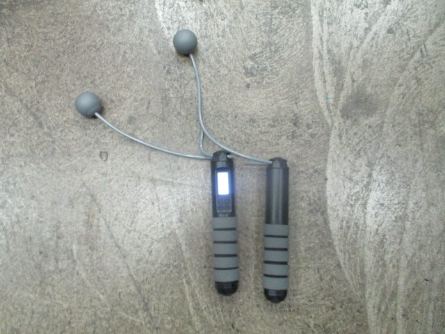 Load image into Gallery viewer, Used Digital Cordless Jump Rope
