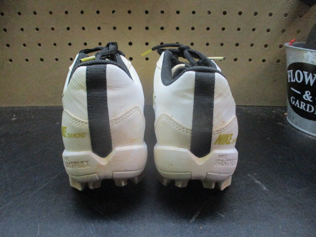 Load image into Gallery viewer, Used Nike Men's Alpha Huarache 4 Keystone Baseball Cleats - Size 8
