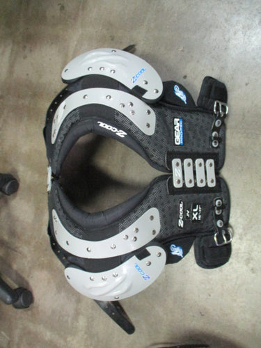 Used Gear Protec Z-Cool JV Football Shoulder Pads Size XL 16-17